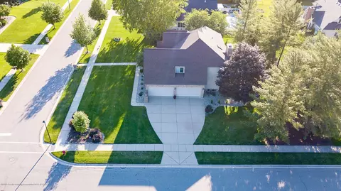 902 Sandhill Dr, Dewitt, MI 48820 photo 5
