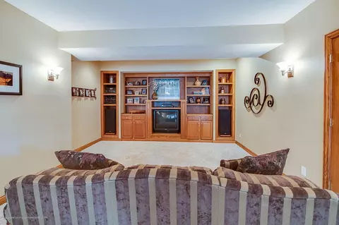 902 Sandhill Dr, Dewitt, MI 48820 photo 30