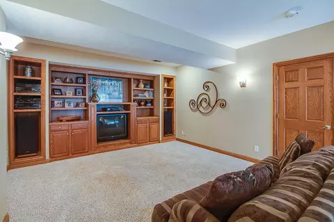 902 Sandhill Dr, Dewitt, MI 48820 photo 31