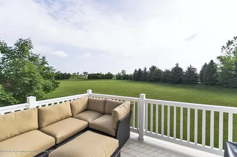 6747 Castleton Dr, Grand Ledge, MI 48837 photo 25