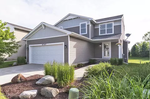 6747 Castleton Dr, Grand Ledge, MI 48837 photo 1