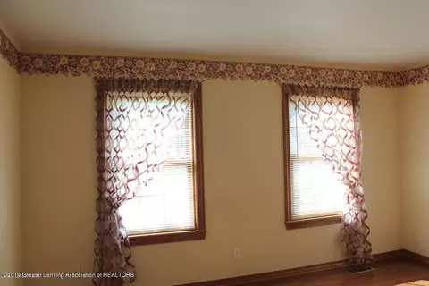 331 Williamsburg Rd, Lansing, MI 48917 photo 12
