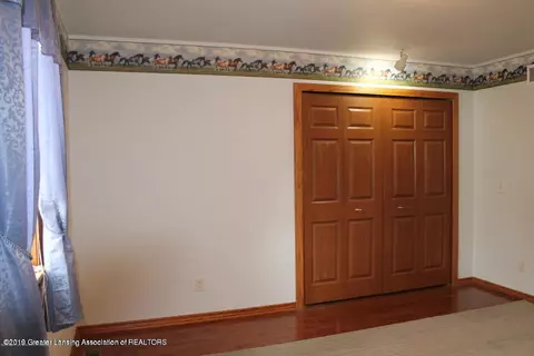 331 Williamsburg Rd, Lansing, MI 48917 photo 21
