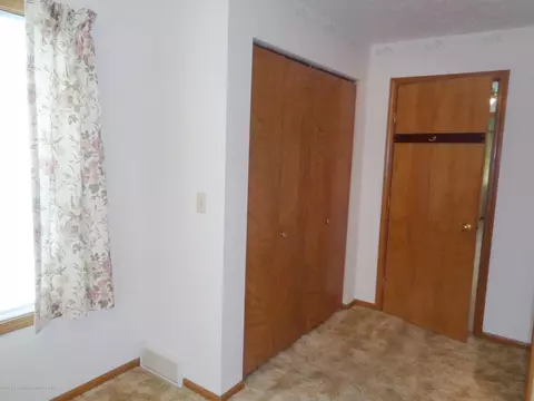 774 Fitting Ave, Lansing, MI 48917 photo 9