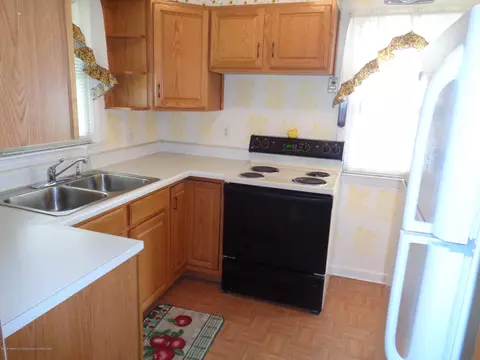 774 Fitting Ave, Lansing, MI 48917 photo 5