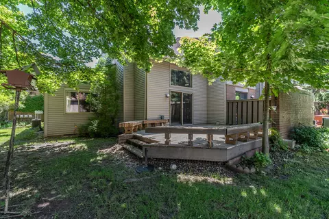 1014 Montevideo Dr #E, Lansing, MI 48917 photo 25