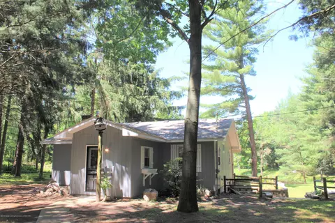 6395 E Cutler Rd, Bath, MI 48808 photo 3