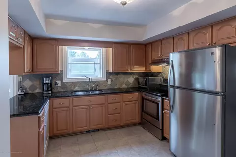 1926 Oneida Dr, Okemos, MI 48864 photo 18