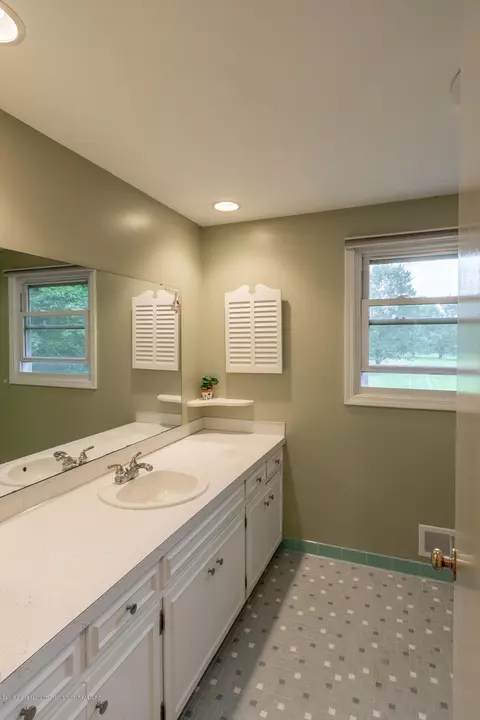 1926 Oneida Dr, Okemos, MI 48864 photo 42