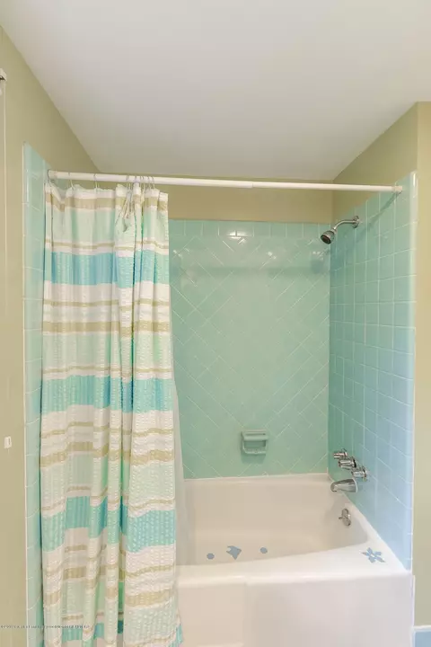 1926 Oneida Dr, Okemos, MI 48864 photo 43