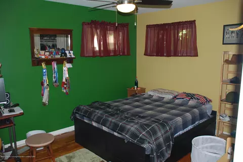 1347 Bayshore Dr, Haslett, MI 48840 photo 6