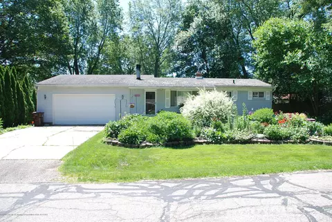 1347 Bayshore Dr, Haslett, MI 48840 photo 1