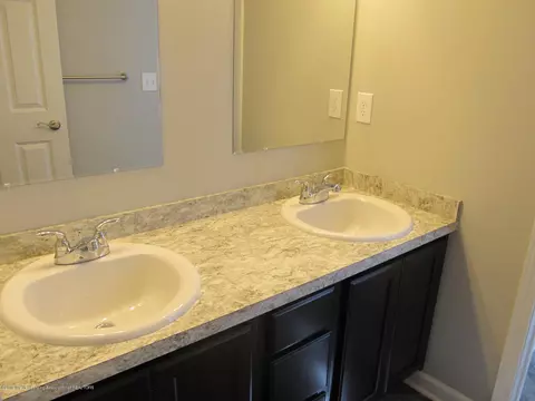 6705 Thunder Ln, Lansing, MI 48906 photo 30