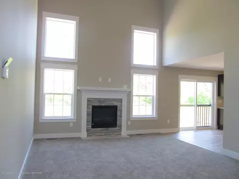6705 Thunder Ln, Lansing, MI 48906 photo 4