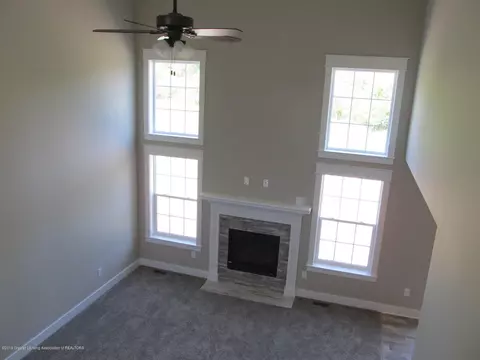 6705 Thunder Ln, Lansing, MI 48906 photo 2