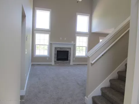 6705 Thunder Ln, Lansing, MI 48906 photo 3