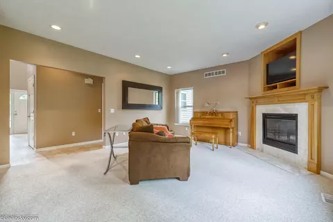 1111 Durango, Lansing, MI 48917 photo 6