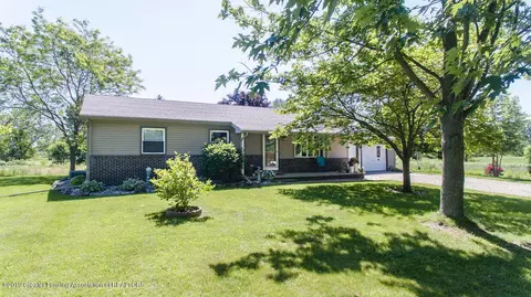 11586 Dow Rd, Sunfield, MI 48890 photo 3