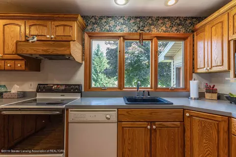 11586 Dow Rd, Sunfield, MI 48890 photo 11