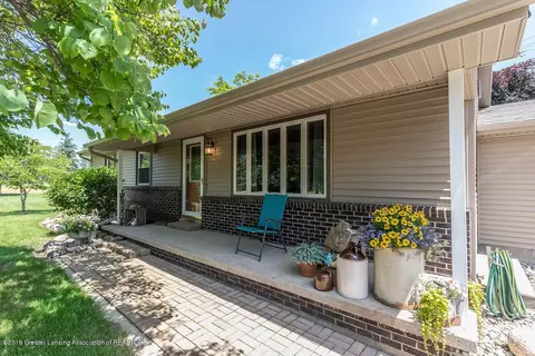 11586 Dow Rd, Sunfield, MI 48890 photo 2