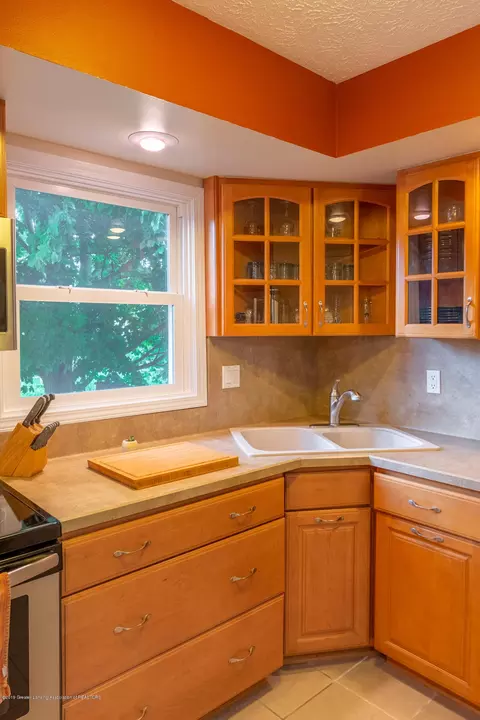 1175 Haslett Rd, Haslett, MI 48840 photo 16
