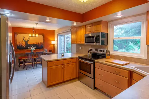 1175 Haslett Rd, Haslett, MI 48840 photo 17