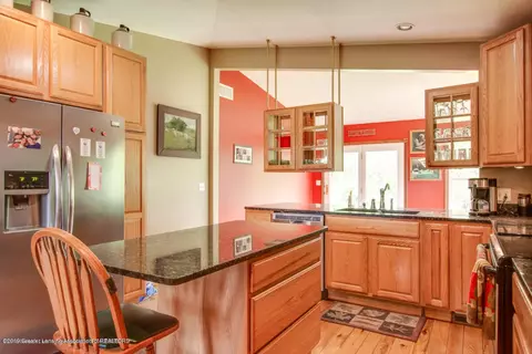 1823 Burkley Rd, Williamston, MI 48895 photo 4