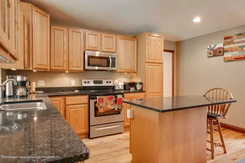 1823 Burkley Rd, Williamston, MI 48895 photo 6