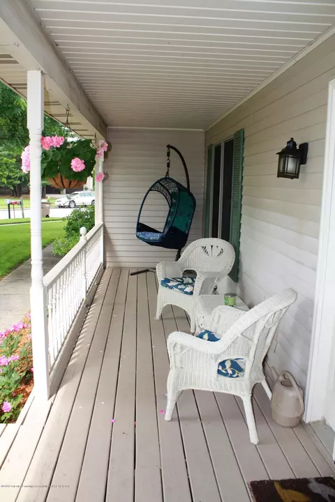 5941 Eagles Way, Haslett, MI 48840 photo 4