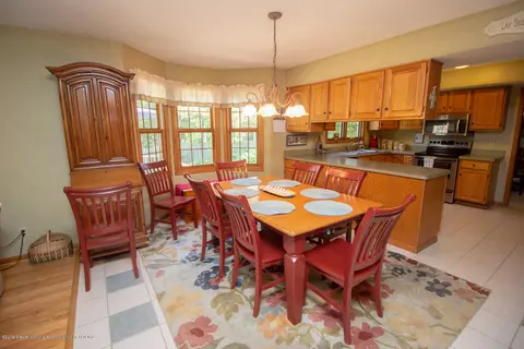 5941 Eagles Way, Haslett, MI 48840 photo 10