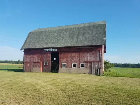 6775 W Walker Rd, Saint Johns, MI 48879 photo 10