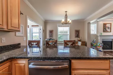 13817 Myrtle Dr, Dewitt, MI 48820 photo 8