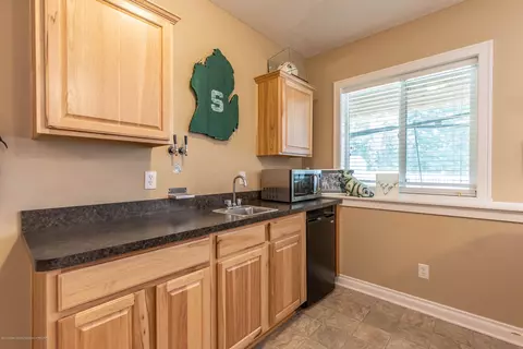 13817 Myrtle Dr, Dewitt, MI 48820 photo 18