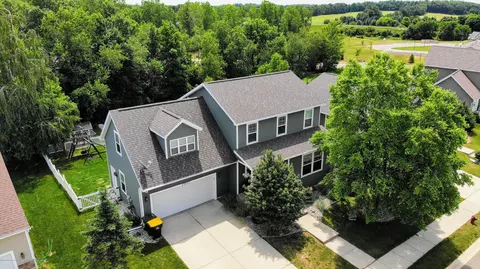 13817 Myrtle Dr, Dewitt, MI 48820 photo 2