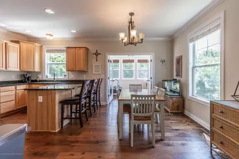 13817 Myrtle Dr, Dewitt, MI 48820 photo 5