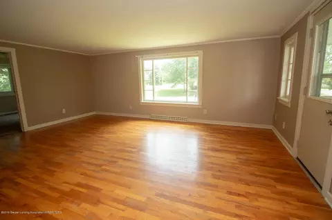 509 Baldwin Rd, Mason, MI 48854 photo 3