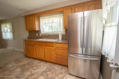 509 Baldwin Rd, Mason, MI 48854 photo 8
