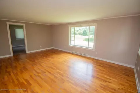 509 Baldwin Rd, Mason, MI 48854 photo 4
