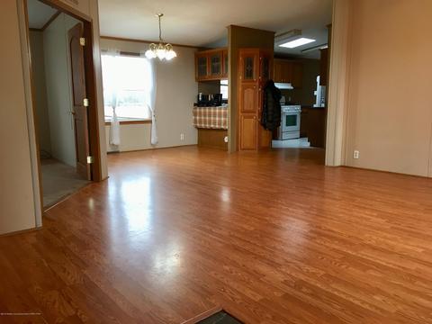 1267 W St Charles, Ithaca, MI 48847 photo 5