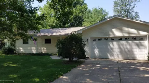 3835 Tumbleweed Ln, Dewitt, MI 48820 photo 2