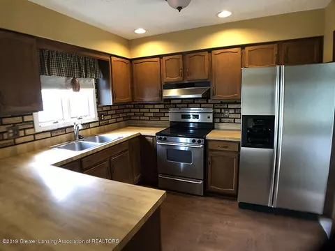 7075 W Herbison Rd, Dewitt, MI 48820 photo 21