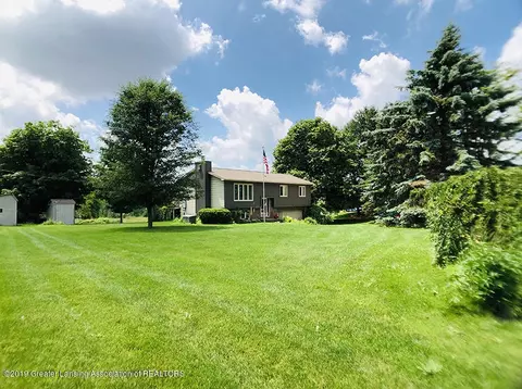 7075 W Herbison Rd, Dewitt, MI 48820 photo 4