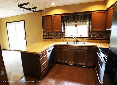 7075 W Herbison Rd, Dewitt, MI 48820 photo 25