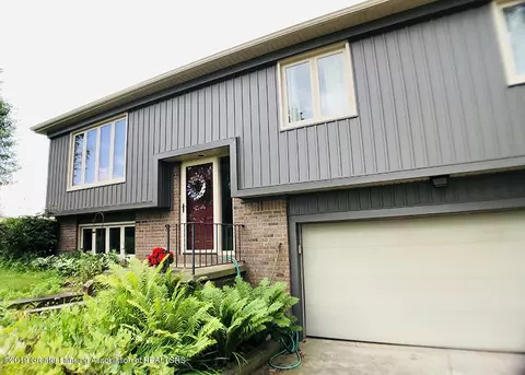 7075 W Herbison Rd, Dewitt, MI 48820 photo 6