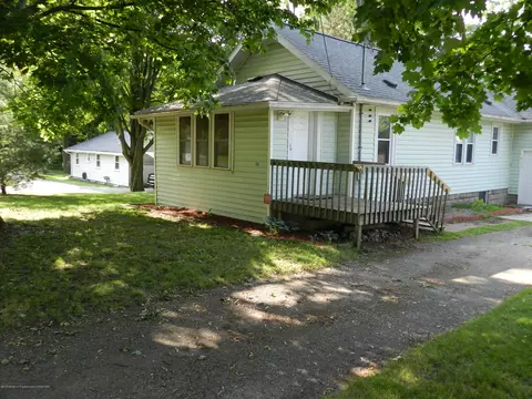313 E Frederick Ave, Lansing, MI 48906 photo 1