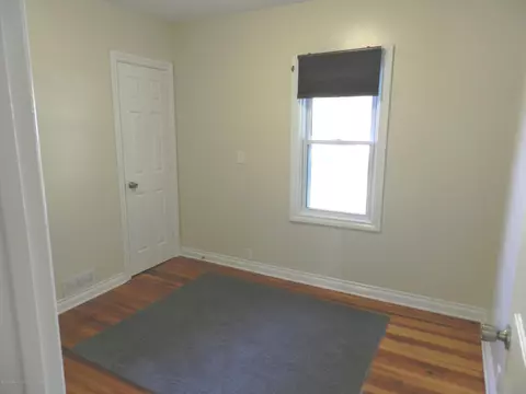 313 E Frederick Ave, Lansing, MI 48906 photo 15