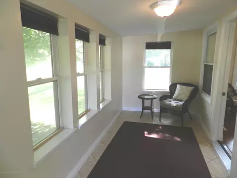 313 E Frederick Ave, Lansing, MI 48906 photo 8
