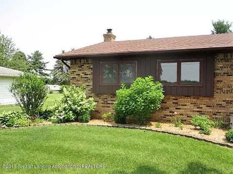 14255 Chandler Rd, Bath, MI 48808 photo 4