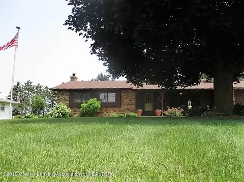 14255 Chandler Rd, Bath, MI 48808 photo 2