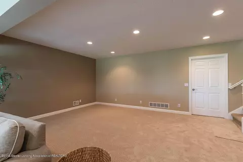 11614 N Hardwood Dr, Dewitt, MI 48820 photo 40